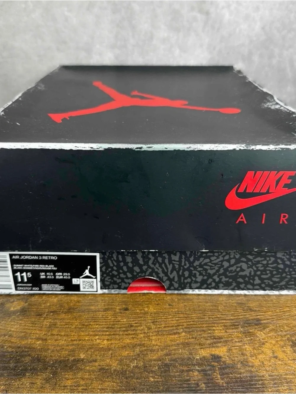 Air Jordan 3 Retro White Cement Reimagined Size 11.5 DN3707-100 Men Shoe OG Rare